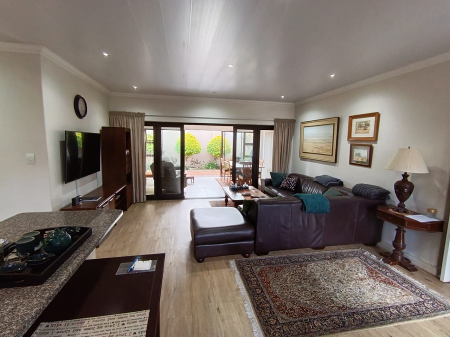 To Let 2 Bedroom Property for Rent in Dana Bay Western Cape